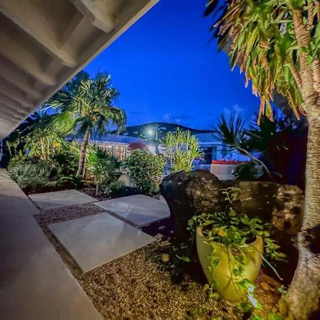 Royal Villa With A Huge Swimming Pool Cowell Battery Exterior photo